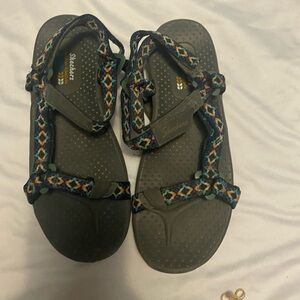 Women’s sketcher sandals size 9 multicolor